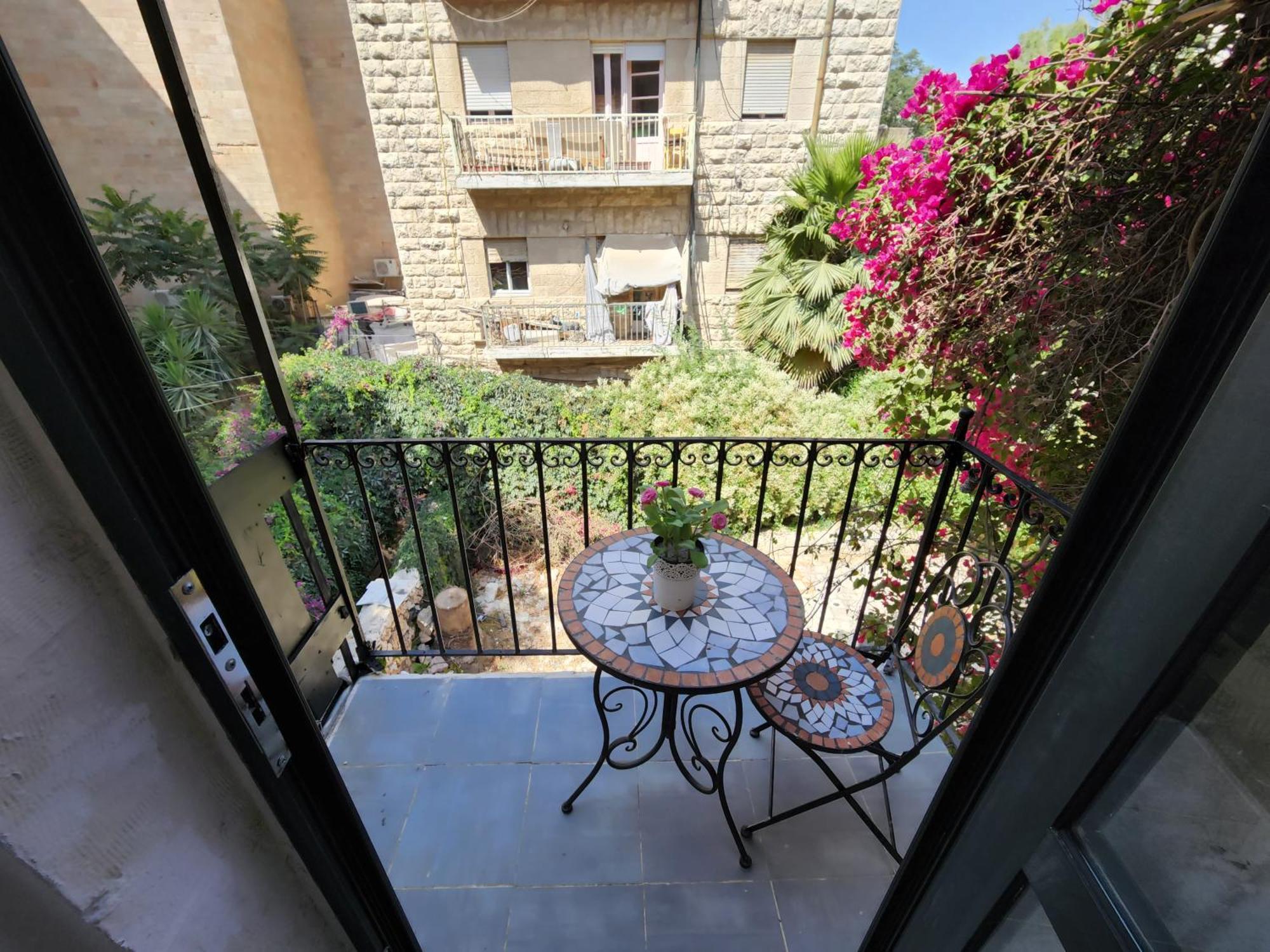 Ben Hillel Boutique Hotel Jerusalem Room photo