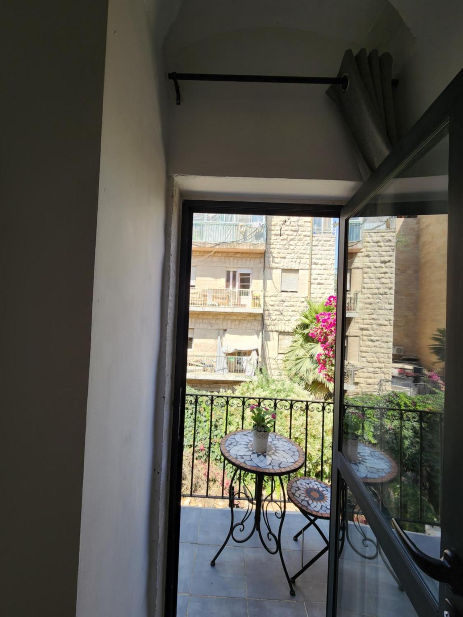 Ben Hillel Boutique Hotel Jerusalem Room photo