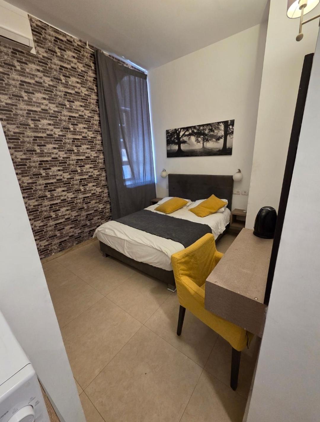 Ben Hillel Boutique Hotel Jerusalem Room photo