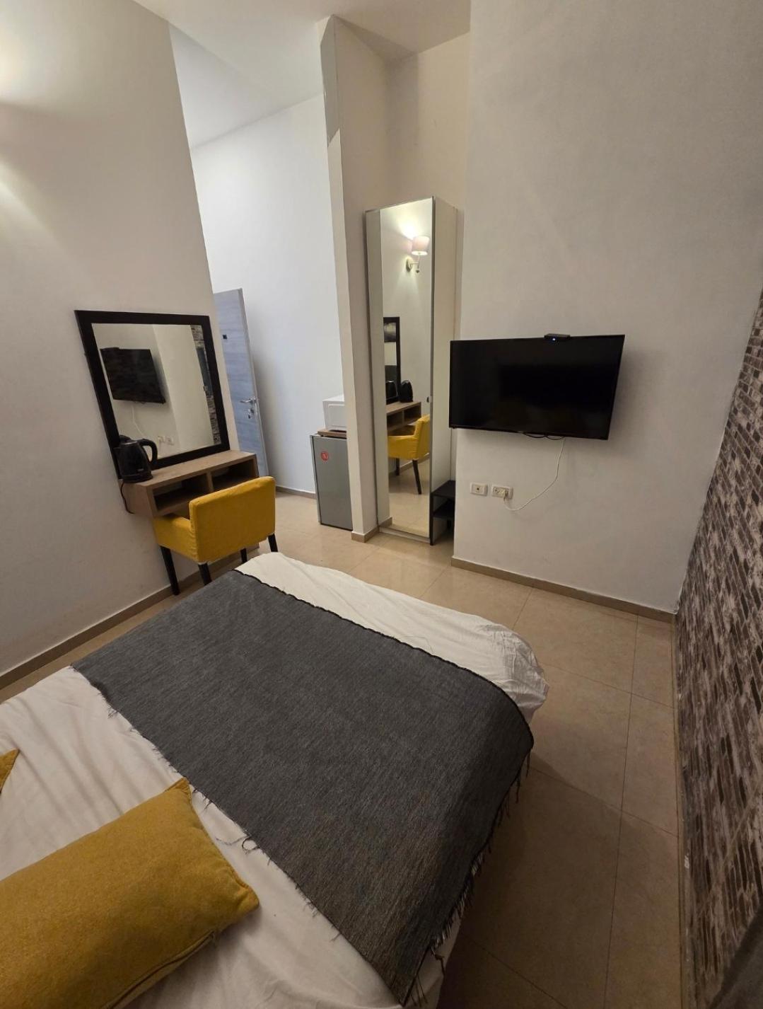 Ben Hillel Boutique Hotel Jerusalem Room photo
